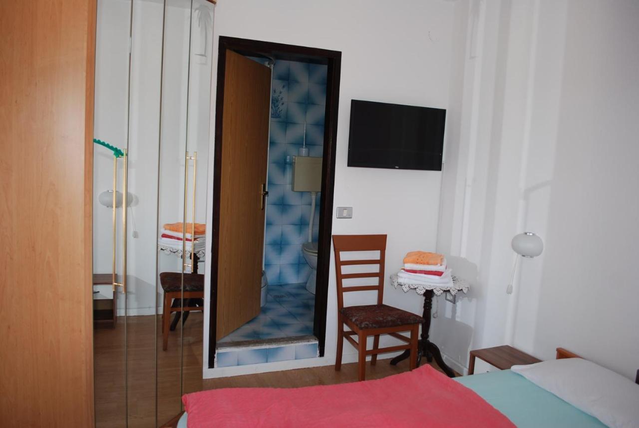 Penzion Palma Apartment Secovlje Luaran gambar